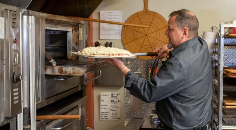 call out image for Huckleberry’s Great Pizza & Calzones