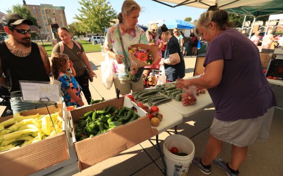 Farmers market vendor
