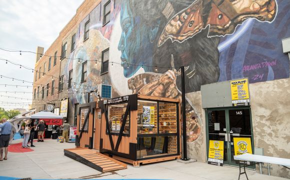 Arts Alley Pop-Up Shop
