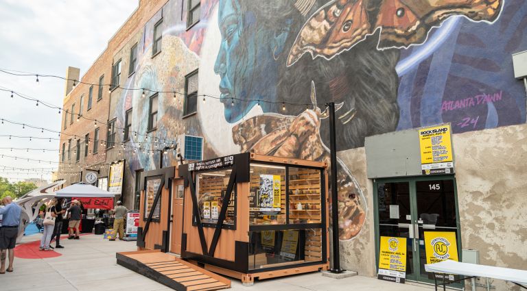 Arts Alley Pop-Up Shops