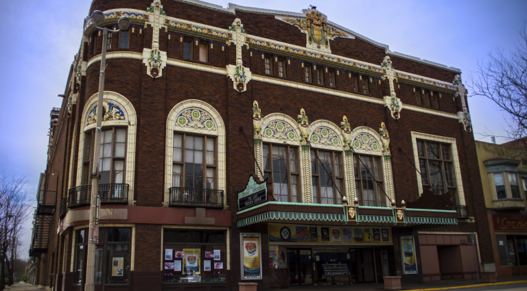 call out image for Circa’ 21 Dinner Playhouse