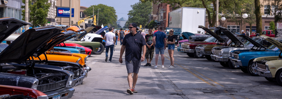 Car Show Downtown Rock Island