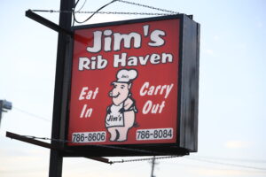 Jim's Rib Haven sign. 